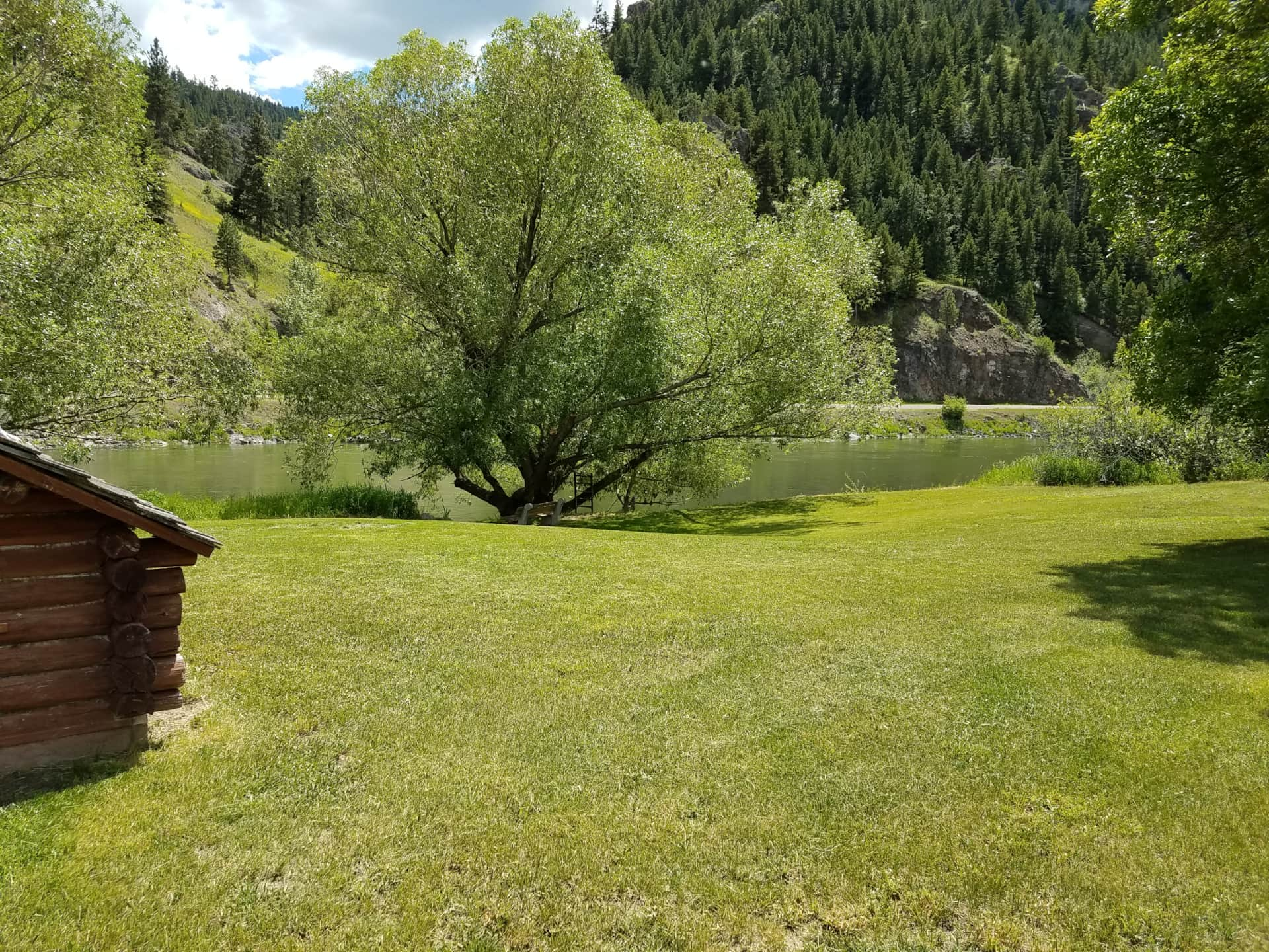 Missouri River Cabin